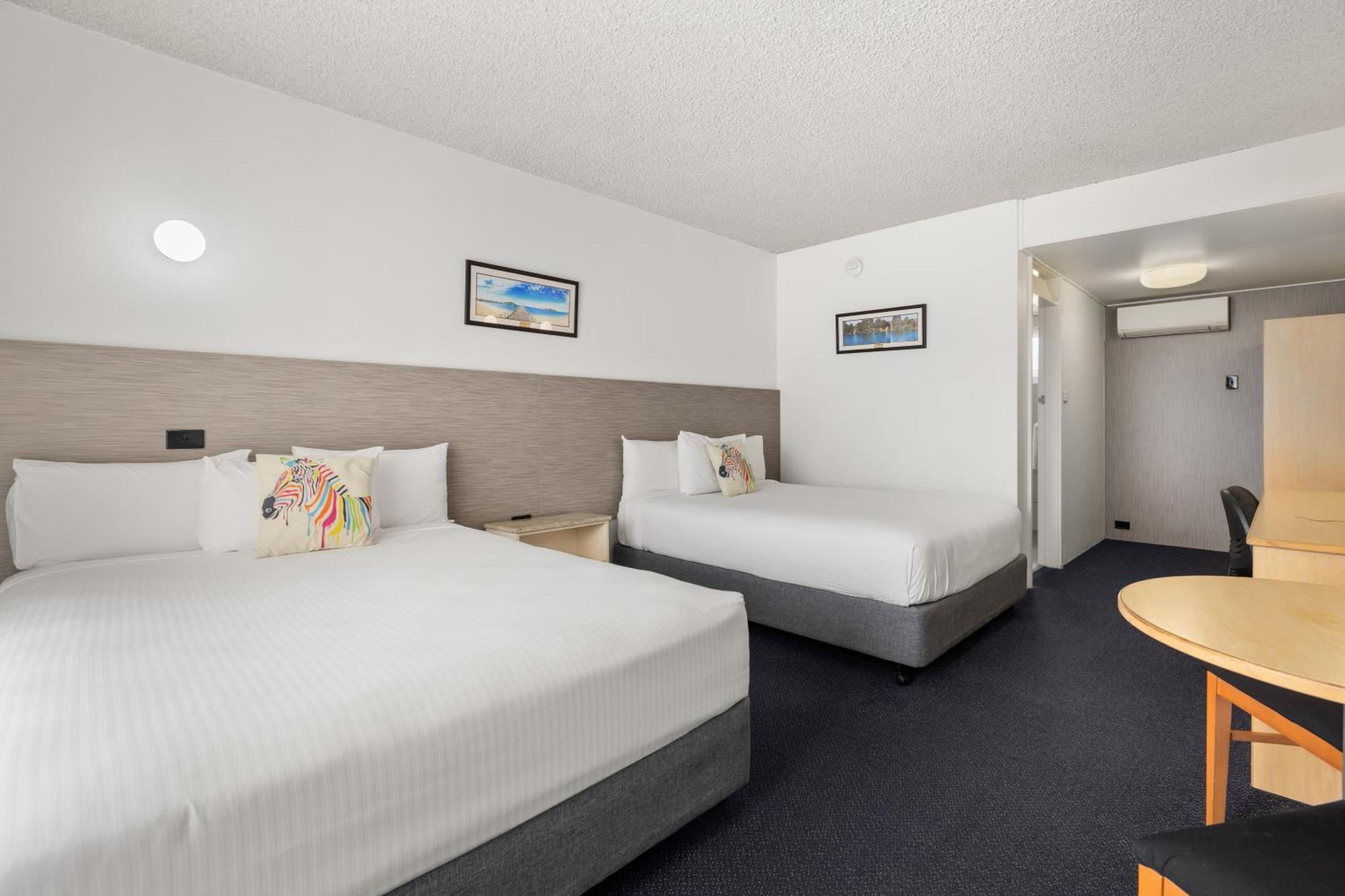 Zebra Motel Κοφς Χάρμπουρ Εξωτερικό φωτογραφία
