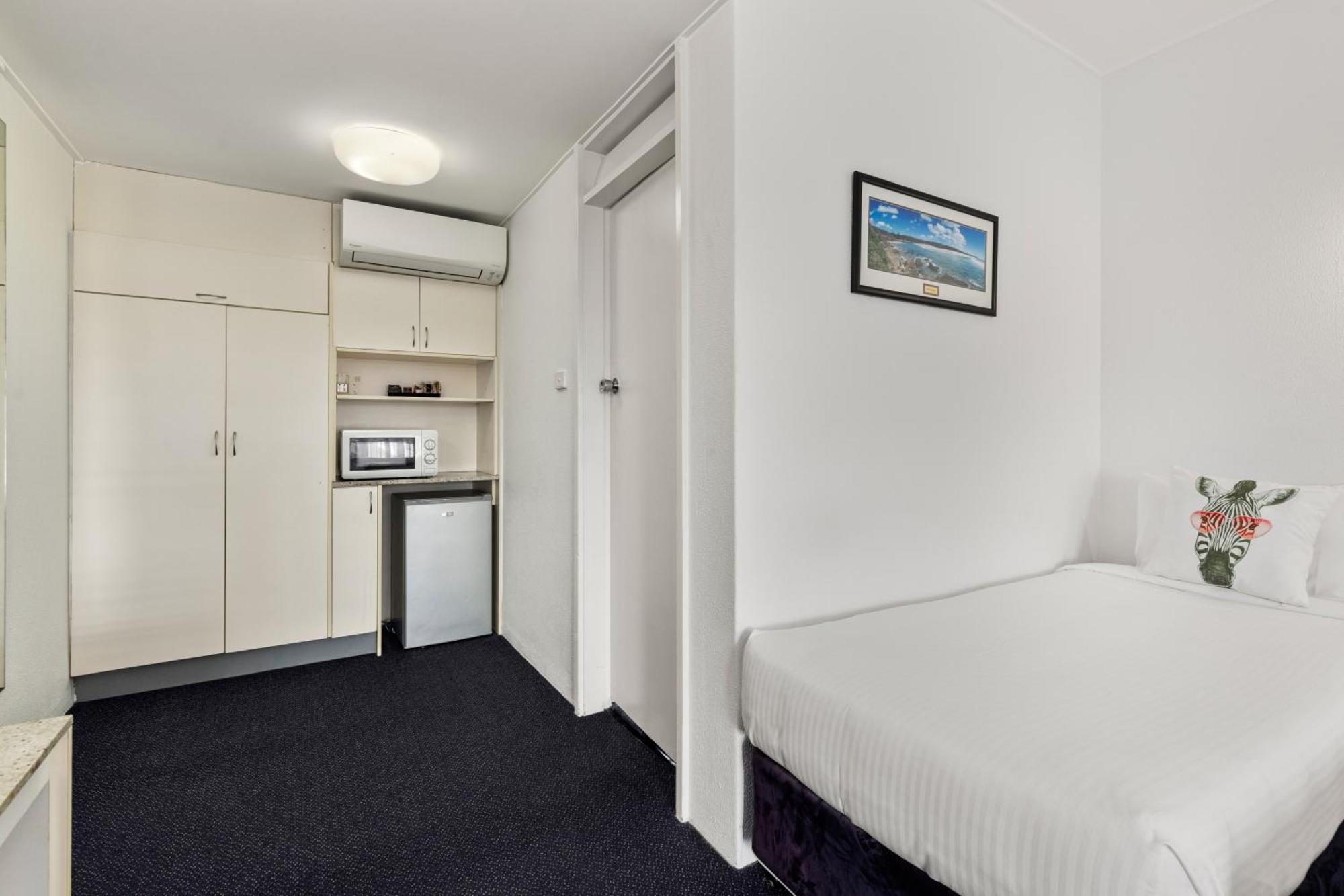 Zebra Motel Κοφς Χάρμπουρ Εξωτερικό φωτογραφία