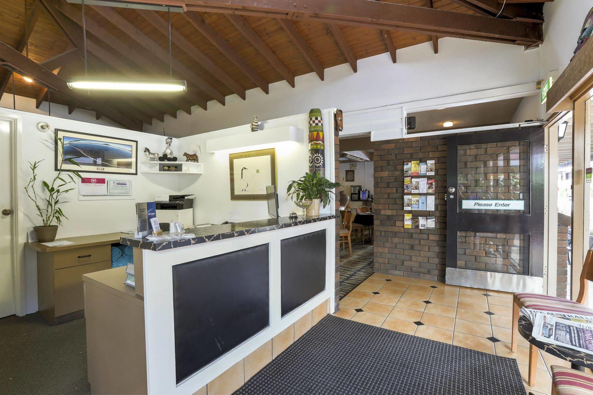 Zebra Motel Κοφς Χάρμπουρ Εξωτερικό φωτογραφία